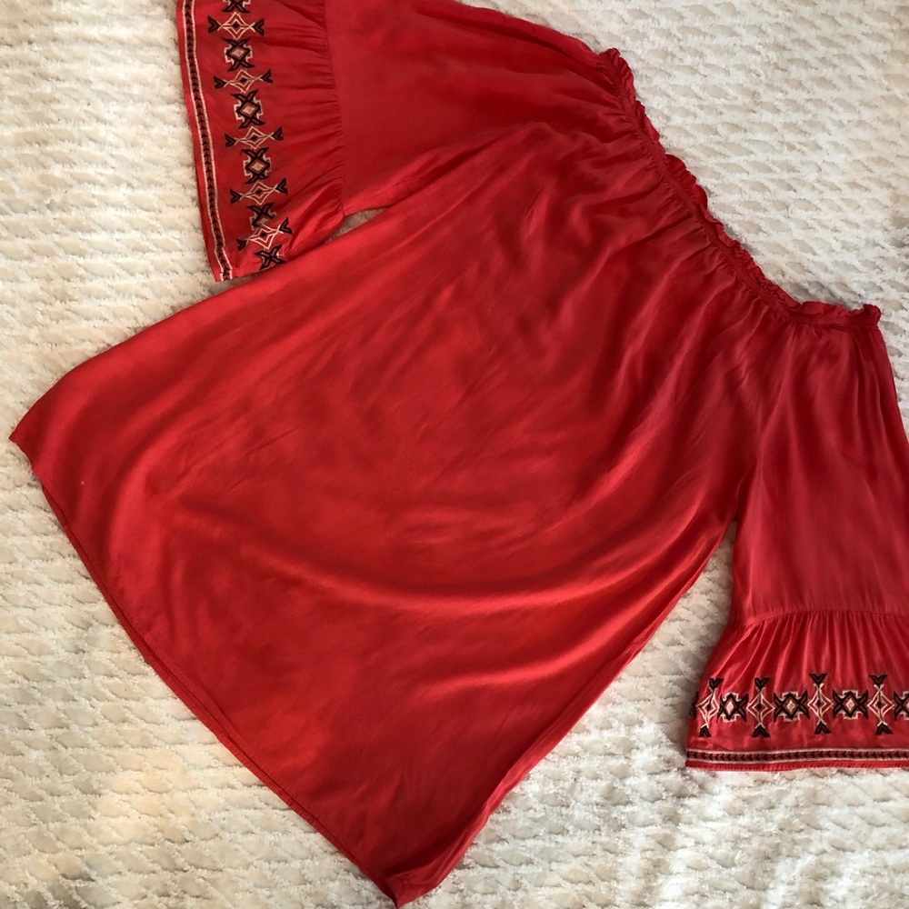 Lightweight bell sleeve dress